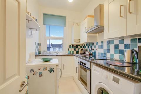 1 bedroom flat for sale, Wrottesley Road, London