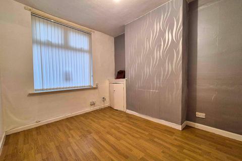 2 bedroom terraced house for sale, Abbeywood Avenue, Manchester, M18