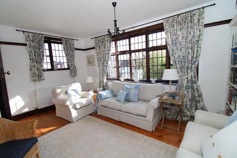 38 Hayes Hill, Bromley, BR2 7HW