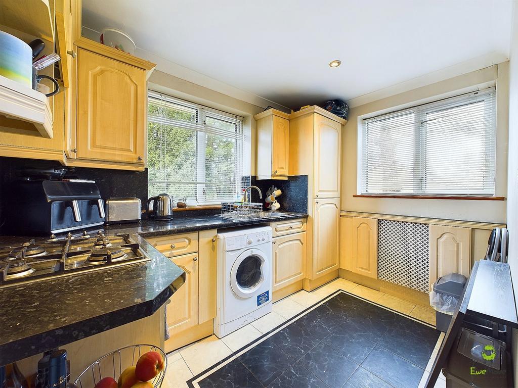 Presented by Kevin at Ewe Move Bexleyheath and Dart