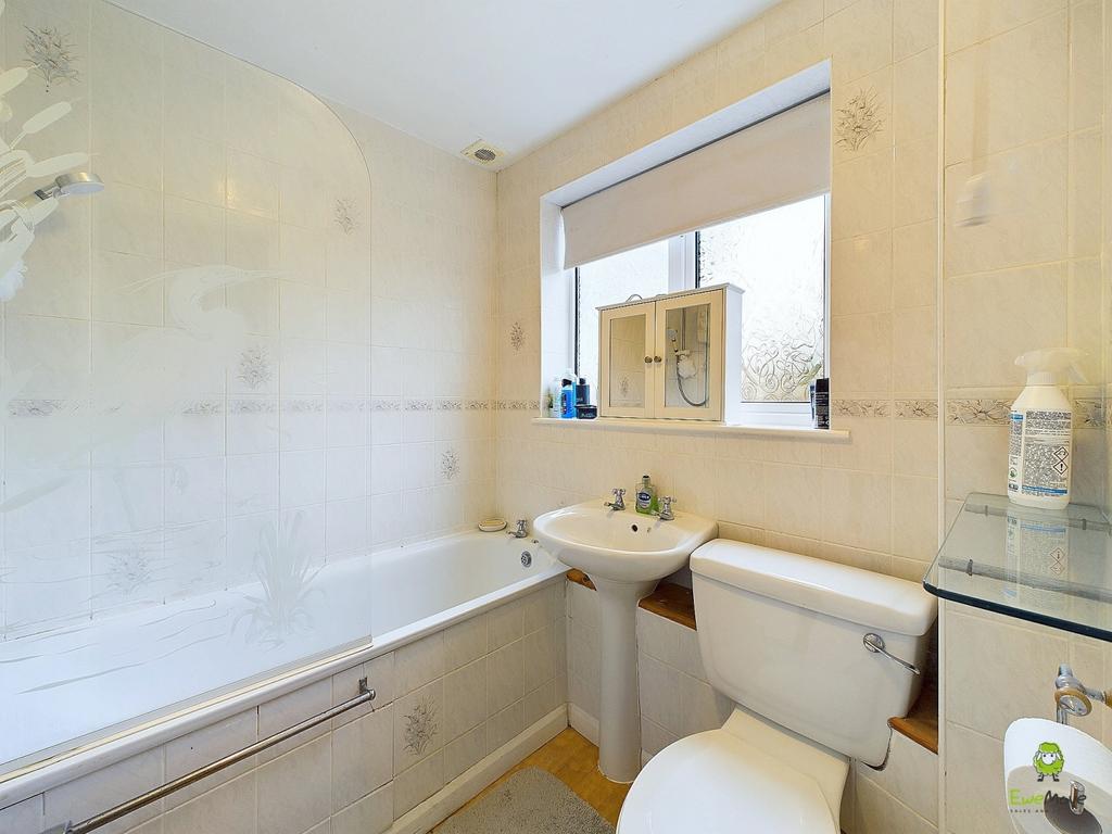 Presented by Kevin at Ewe Move Bexleyheath and Dart