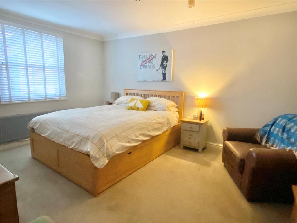 Main Bedroom
