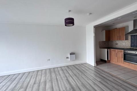 2 bedroom flat to rent, Clements Road, Ilford IG1