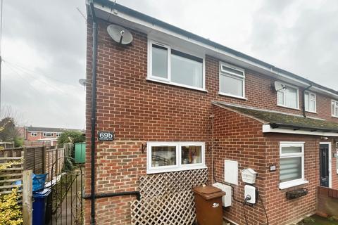 Berry Hedge Lane, Winshill, Burton-on-Trent, DE15