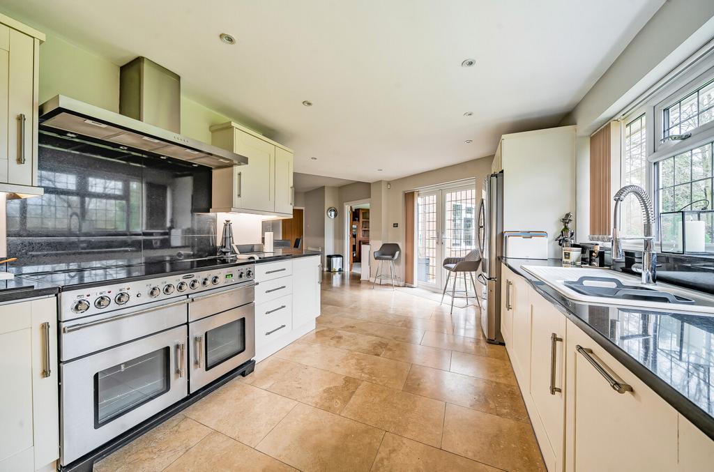 Kitchen/Breakfast