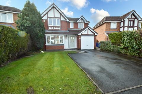 4 bedroom detached house for sale, Estonfield Drive, Urmston, M41