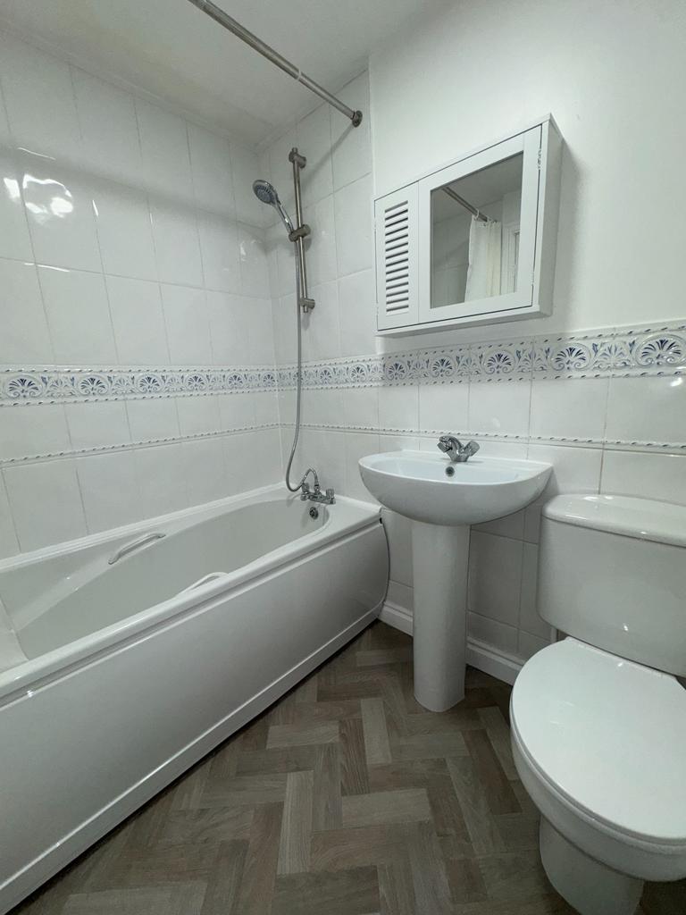 Photograph 5