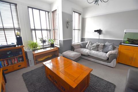 15a Albion Road, Westcliff-on-sea, SS0 7DP