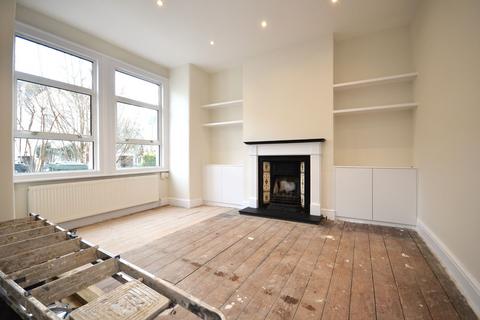 4 bedroom terraced house to rent, Berrymead Gardens, London W3 8AB