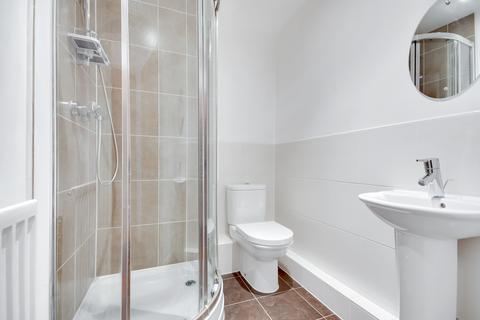 30 Lambourne Chase, Chelmsford, CM2 9FF