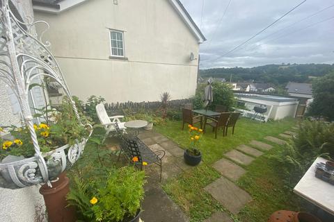 3 bedroom terraced house to rent, Highland Terrace, Blackwood NP12