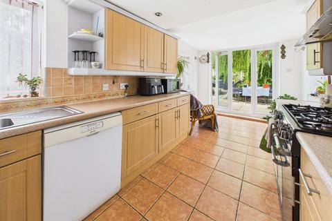 3 bedroom semi-detached house for sale, Meadow Close, Southwick