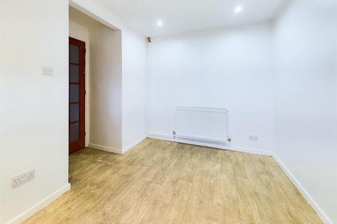 21 Foxtail Close, Gloucester, GL4 6DW