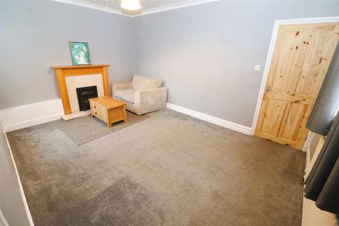 2 bedroom end of terrace house for sale, Wellingborough Road, Rushden NN10