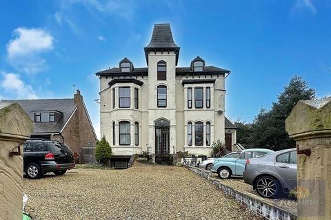 2 bedroom apartment for sale, Preston Road, Southport PR9