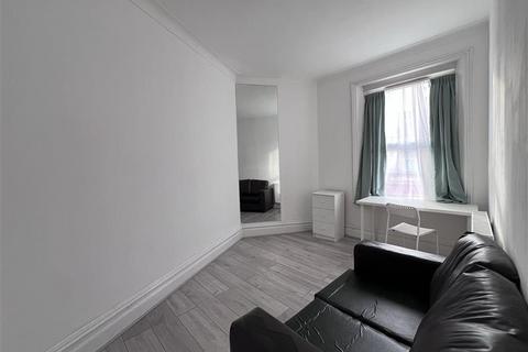 1 bedroom flat to rent, West Green Road, Tottenham