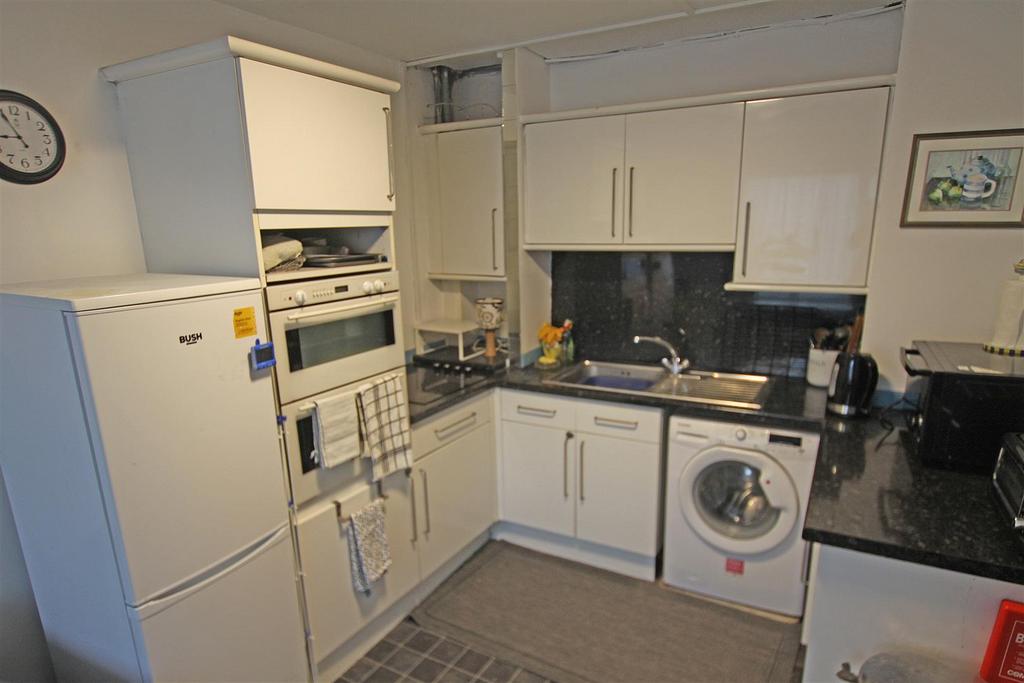 Kitchen.jpg
