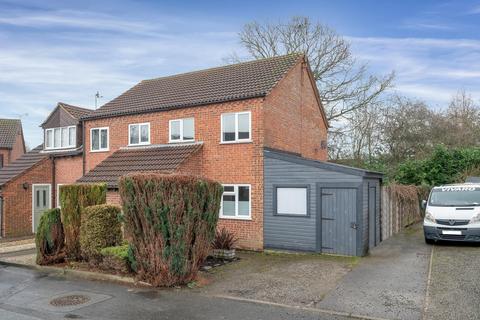 2 bedroom end of terrace house for sale, Ladywell, Oakham