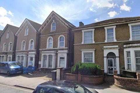 2 bedroom flat for sale, St. James's Road, Croydon