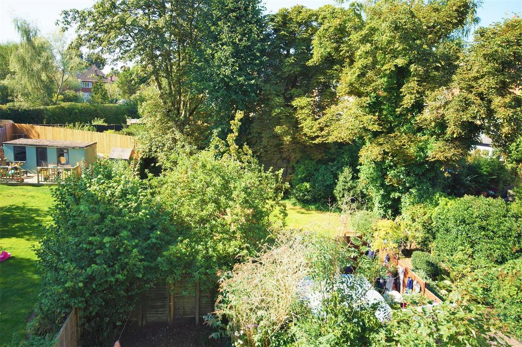 Communal Grounds