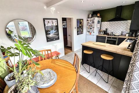 11 Avebury Road, Birmingham, B30 2UJ