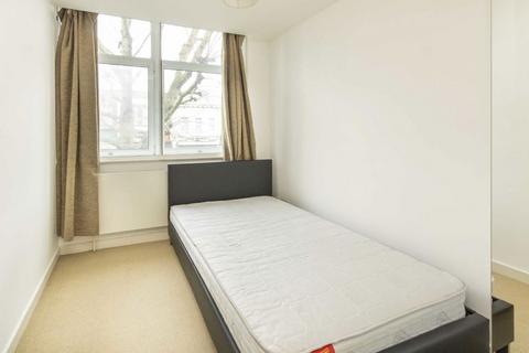 2 bedroom flat to rent, Uxbridge Road, London W5