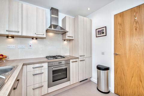 2 bedroom flat for sale, 2/6 Craigmount Approach, Corstorphine, Edinburgh, EH12 8DR