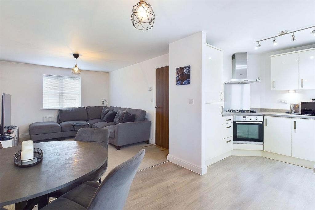 Kitchen/Living Area
