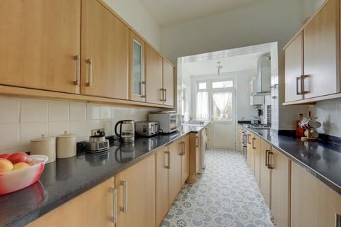 3 bedroom terraced house for sale, Ardoch Road, Catford , London, SE6