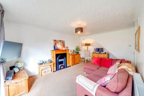 3 bedroom terraced house for sale, Rickstones Road, Witham