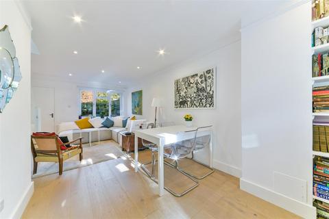 66 Bradshaw Close, London, SW19 8NL