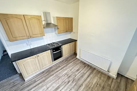 2 bedroom terraced house to rent, Heald Avenue, Manchester, M14