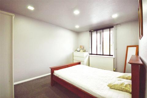 1 bedroom flat for sale, Celandine Drive, London SE28