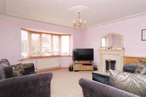 4 bedroom detached house for sale, Ladylea Close, Worksop S80