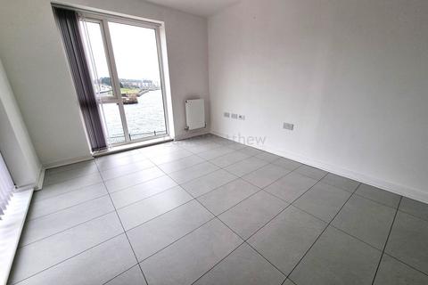 2 bedroom flat for sale, Neptune Road, Barry. CF62 5BR