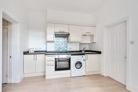 1 bedroom flat to rent, Blandford Road Beckenham BR3