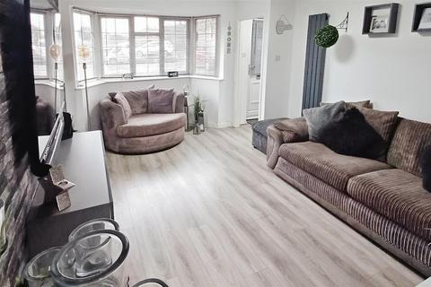 2 bedroom end of terrace house for sale, St. Pauls Close, Rochester