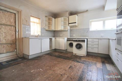 3 bedroom semi-detached house for sale, Norman Road, Sutton SM1