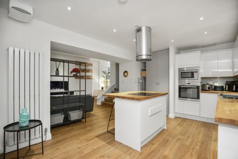 undefined, 19 St Stephen Street, Stockbridge,  Edinburgh, EH3 5AN