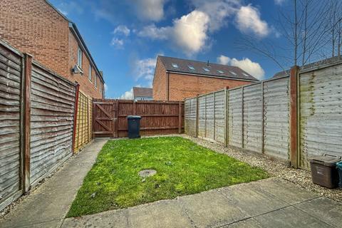 2 bedroom terraced house to rent, Riverside Close, Bridgwater