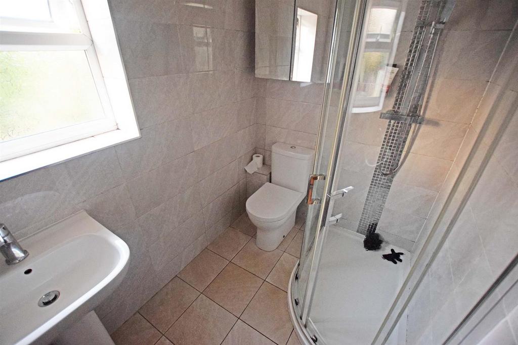 En suite shower room