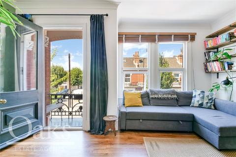 8 Ingatestone Road, London, SE25 4LG