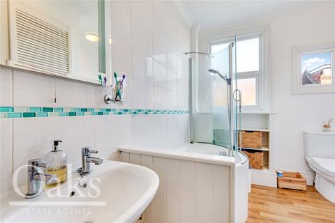 8 Ingatestone Road, London, SE25 4LG