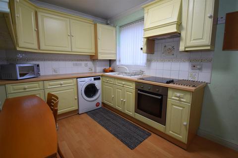 3 bedroom semi-detached house for sale, The High Road, South Shields