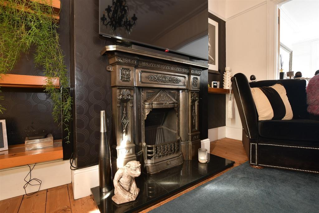 Internal Feature