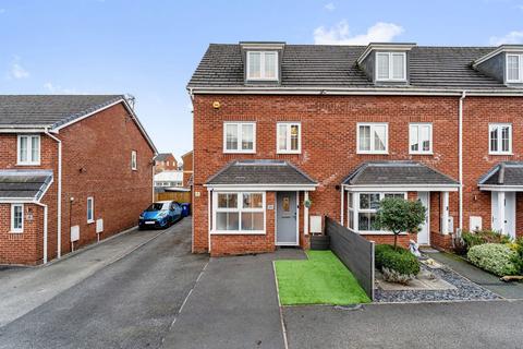 4 bedroom townhouse for sale, Ledgard Avenue, Leigh WN7