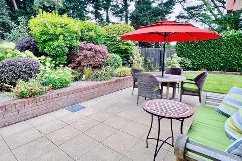 7a Cedar Avenue, St Leonards, Ringwood, BH24 2QF