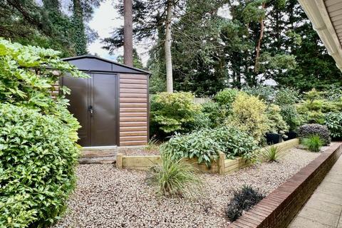 7a Cedar Avenue, St Leonards, Ringwood, BH24 2QF