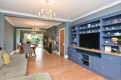 19 Stroma Gardens, Shoeburyness, Southend-on-sea, SS3 9JW