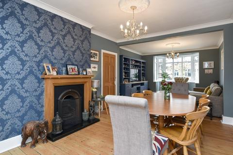 19 Stroma Gardens, Shoeburyness, Southend-on-sea, SS3 9JW